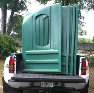 Hastings Hay Hut 8 Window Bale Feeder - Image 3